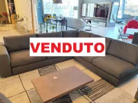 Translate the following phrase into English: URBAN