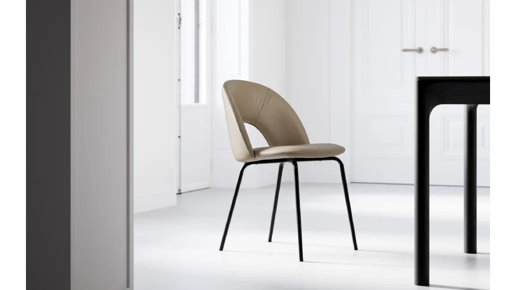 Kate chair by Arredo3.