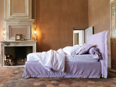 Single bed in Chloè Romantic fabric by Noctis.