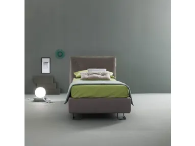 Modern fabric bed with Snap headboard by Bside.