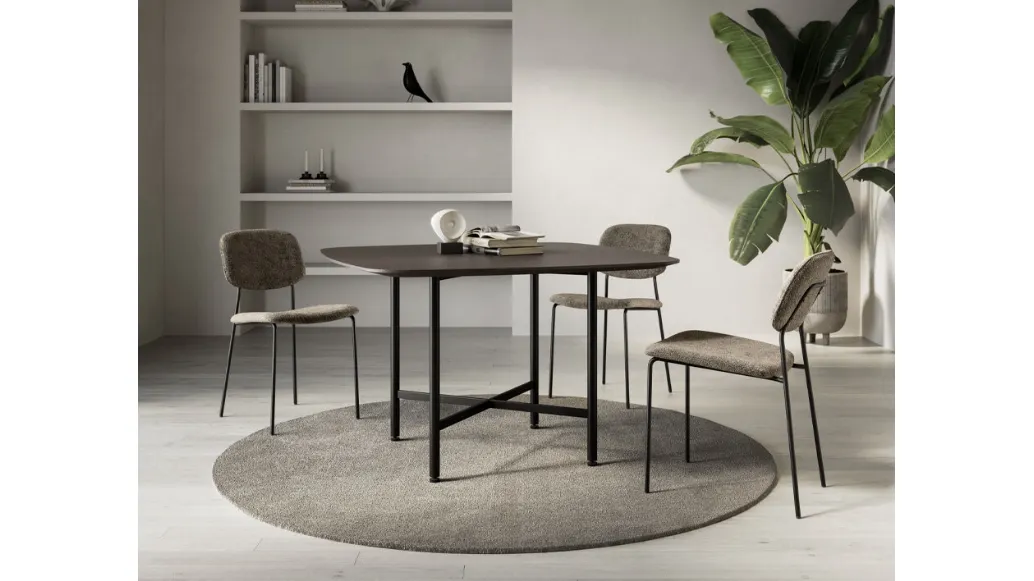 Arredo3's square all-round table.