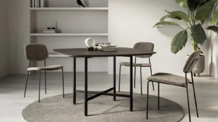 Arredo3's square all-round table.