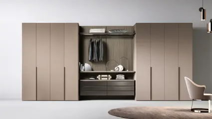 Gemini G225 walk-in closet between two wall units by Moretti Compact Giorno Notte.