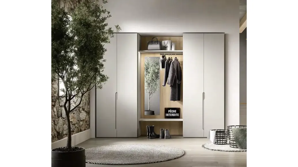 Wardrobe with hinged doors Utility Ambra U456 by Moretti Compact Giorno Notte.